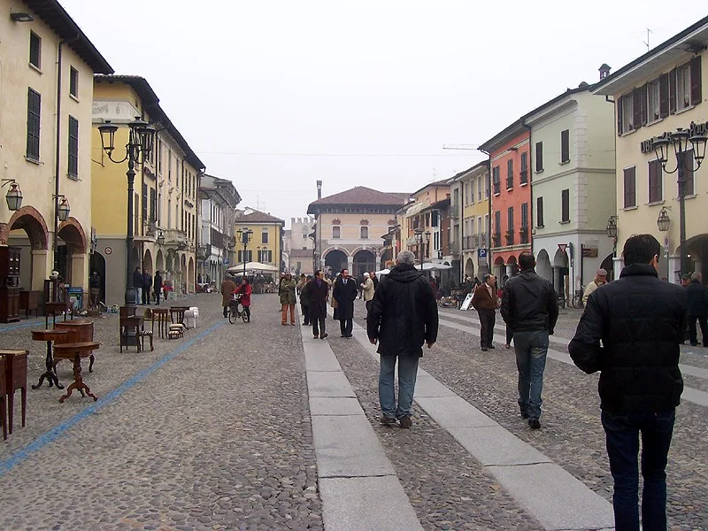 Orzinuovi - comune in provincia di Brescia